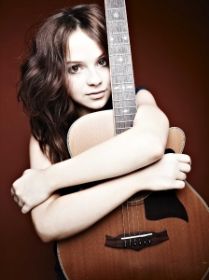 Gabrielle Aplin 6.jpg